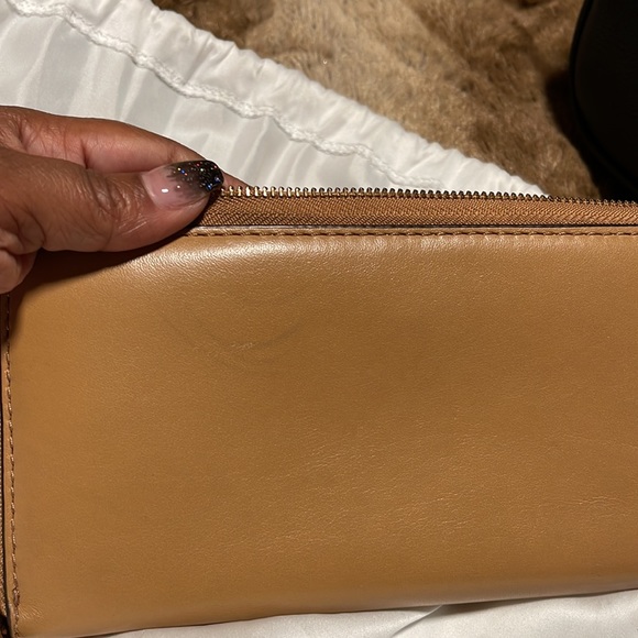 Michael Kors Wallet - Picture 8 of 8